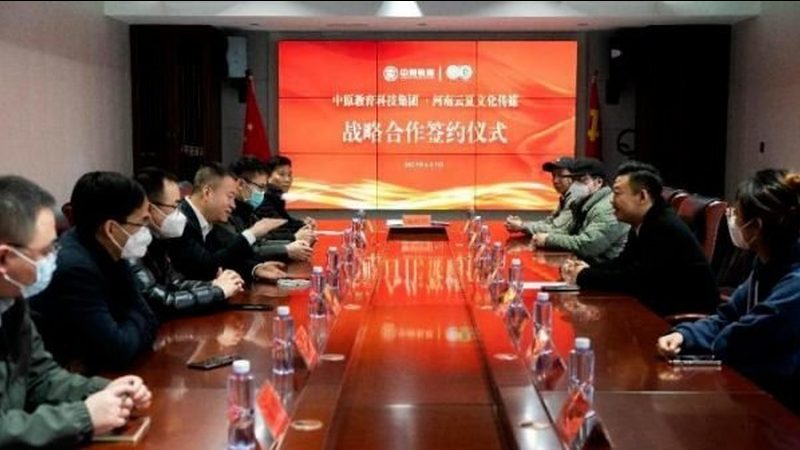 考察制作团队的实力，可以从以下几个方面入手：